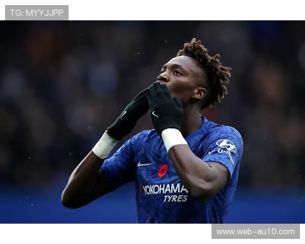 斯特拉斯堡年轻化阵容见效，派出75年最年轻首发。