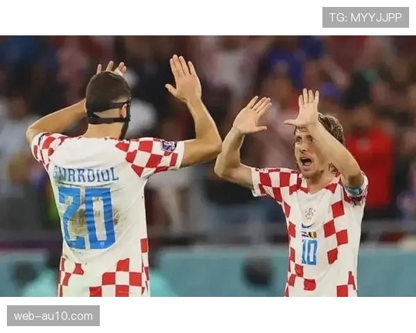 传闻：RB莱比锡后卫格瓦迪奥尔成为多家豪门夏窗目标